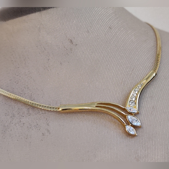 Vintage Signed Vendome Diamante Jewelry Set Necklace and Pierced Earrings - Picture 9 of 12